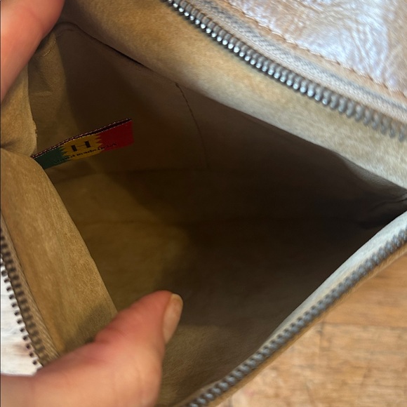 Hammitt Montana Large Crossbody Bag – Taupe Leather - Picture 8 of 11